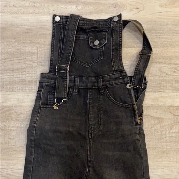 Black Jean Denim Overalls - Picture 4 of 4